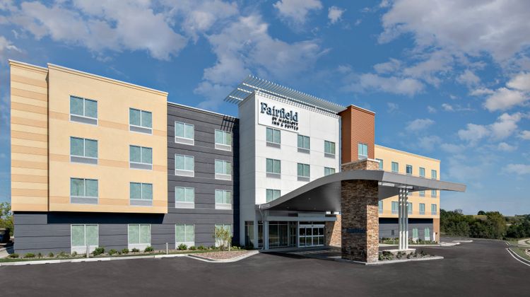 Fairfield Inn & Suites Lake Geneva Exterior