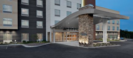 Fairfield Inn & Suites Lake Geneva Exterior