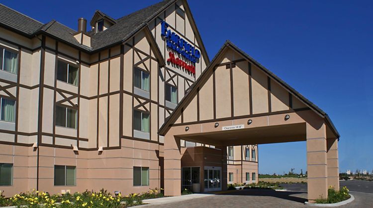 Fairfield Inn & Suites Selma Kingsburg Exterior