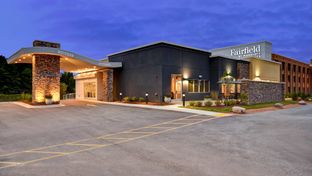 Fairfield Inn & Suites Milwaukee North