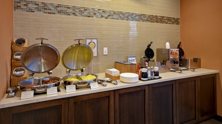 Fairfield Inn & Suites Milwaukee North Restaurant