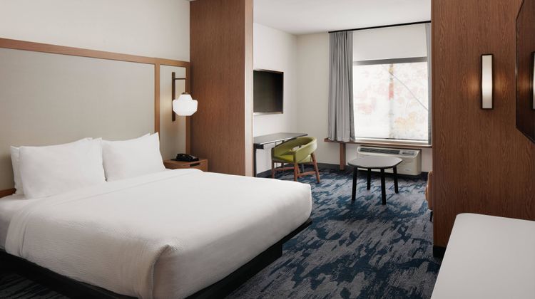 Fairfield Inn/Sts Louisville New Albany Suite
