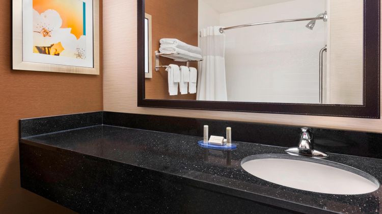 Fairfield Inn by Marriott Room