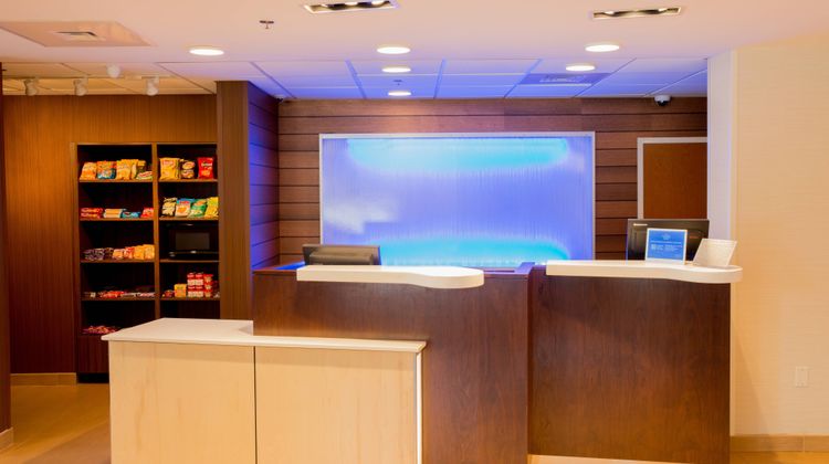 Fairfield Inn & Suites Lumberton Lobby