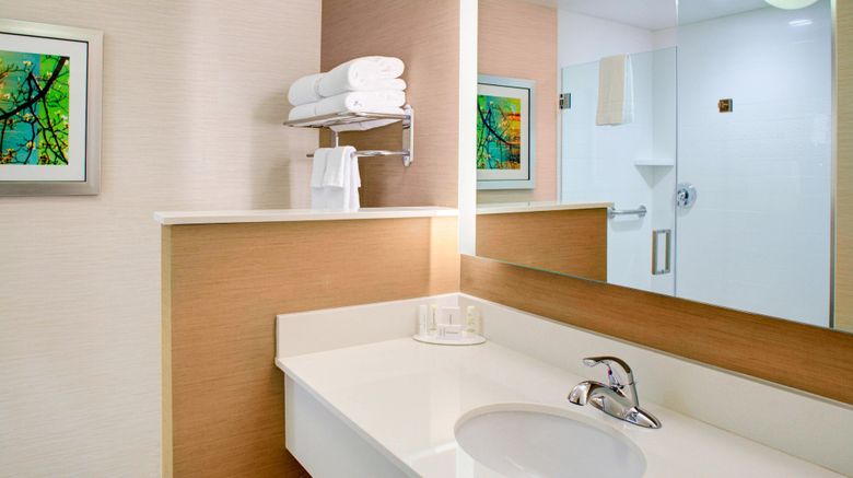 <b>Fairfield Inn & Suites Flagstaff NE Room</b>. Images powered by <a href="https://www.leonardoworldwide.com/" title="Leonardo Worldwide" target="_blank">Leonardo</a>.