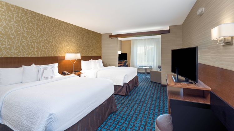 Fairfield Inn & Suites Bloomsburg Suite