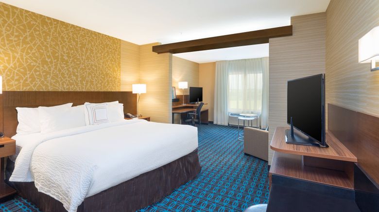 <b>Fairfield Inn & Suites Bloomsburg Suite</b>. Images powered by <a href="https://www.leonardoworldwide.com/" title="Leonardo Worldwide" target="_blank">Leonardo</a>.