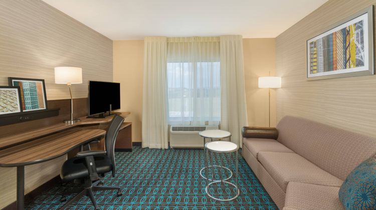 Fairfield Inn & Suites Bloomsburg Room
