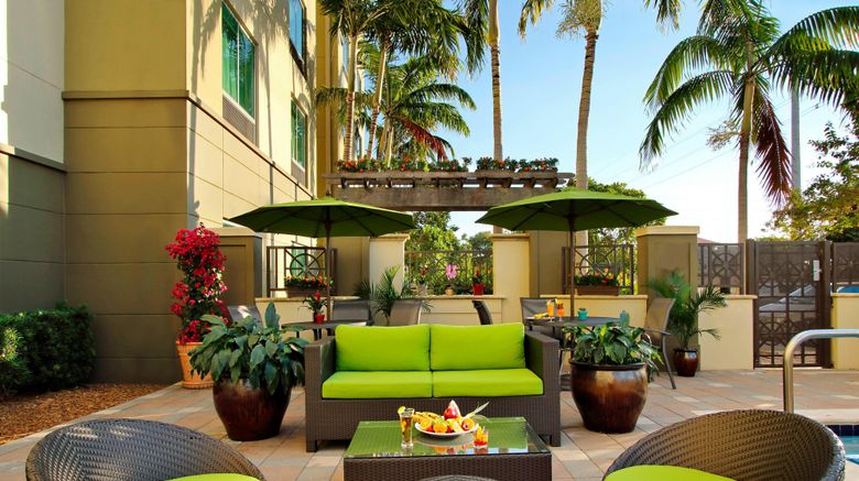 <b>Fairfield Inn Fort Lauderdale Airport Exterior</b>. Images powered by <a href="https://www.leonardoworldwide.com/" title="Leonardo Worldwide" target="_blank">Leonardo</a>.