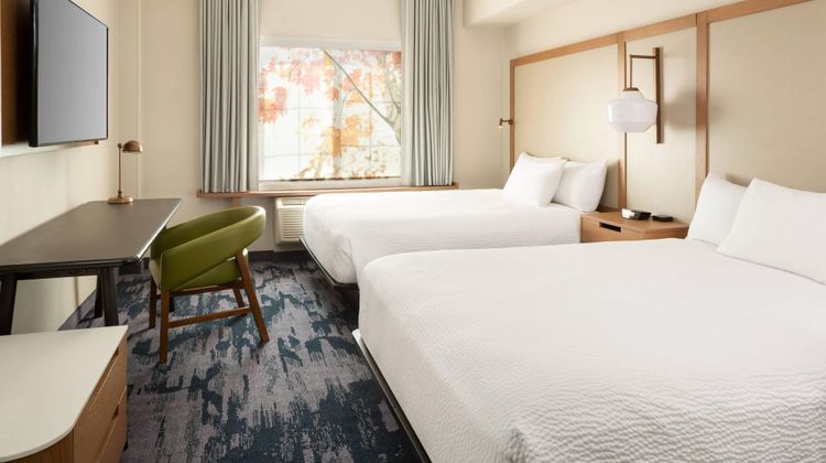 Fairfield Inn & Suites Napa Suite