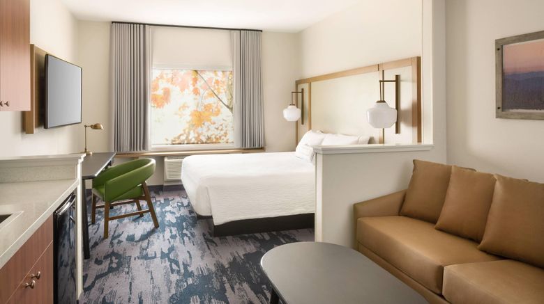 <b>Fairfield Inn & Suites Napa Suite</b>. Images powered by <a href="https://www.leonardoworldwide.com/" title="Leonardo Worldwide" target="_blank">Leonardo</a>.