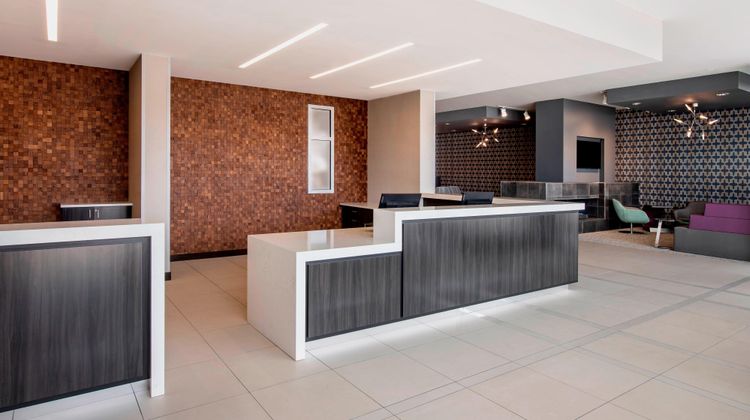 Fairfield Inn & Suites Winnipeg Lobby