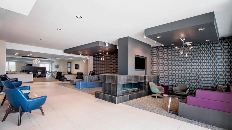 Fairfield Inn & Suites Winnipeg Lobby