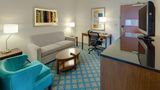 Fairfield Inn & Suites San Francisco Apt Room
