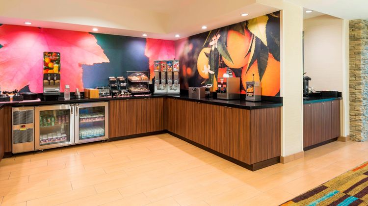 Fairfield Inn & Suites Mobile Restaurant