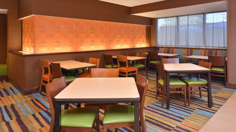Fairfield Inn & Suites Farmington Restaurant