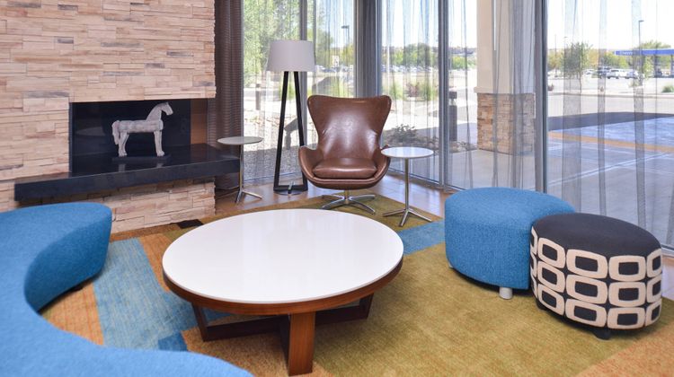 Fairfield Inn & Suites Farmington Lobby