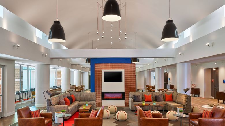 <b>Four Points Dallas/Fort Worth Arpt North Lobby</b>. Images powered by <a href="https://www.leonardoworldwide.com/" title="Leonardo Worldwide" target="_blank">Leonardo</a>.