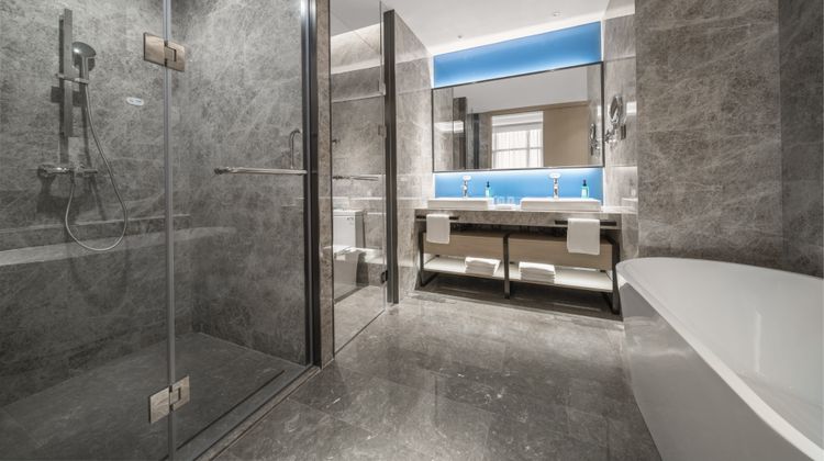 Holiday Inn Express Guangzhou Panyu Suite