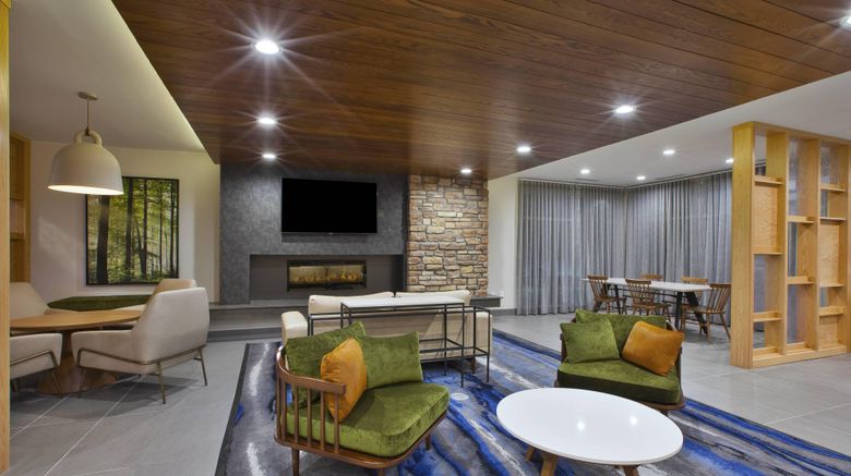 <b>Fairfield Inn & Suites Flint Grand Blanc Lobby</b>. Images powered by <a href="https://www.leonardoworldwide.com/" title="Leonardo Worldwide" target="_blank">Leonardo</a>.