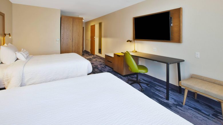 <b>Fairfield Inn & Suites Flint Grand Blanc Room</b>. Images powered by <a href="https://www.leonardoworldwide.com/" title="Leonardo Worldwide" target="_blank">Leonardo</a>.