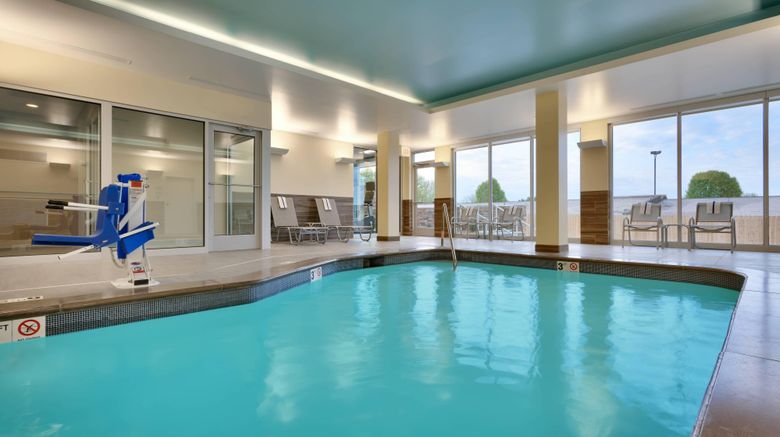<b>Fairfield Inn & Suites Springfield North Pool</b>. Images powered by <a href="https://www.leonardoworldwide.com/" title="Leonardo Worldwide" target="_blank">Leonardo</a>.