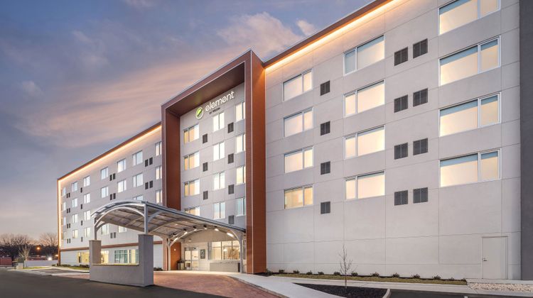Element Knoxville West Exterior