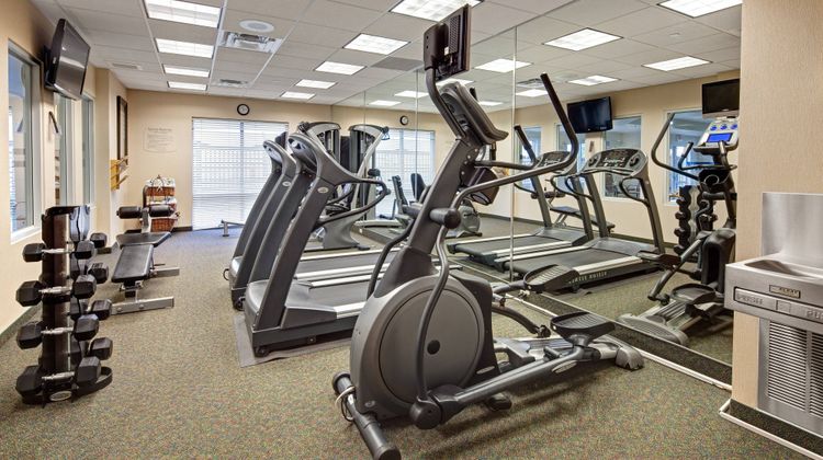Fairfield Inn & Suites Toronto Health Club