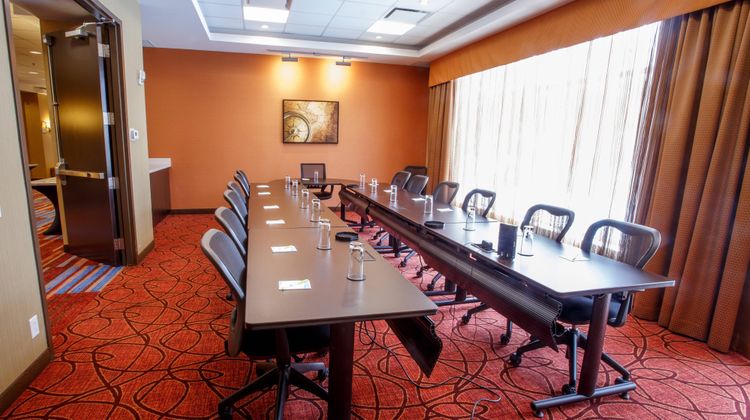 Fairfield Inn & Suites St. John's Meeting