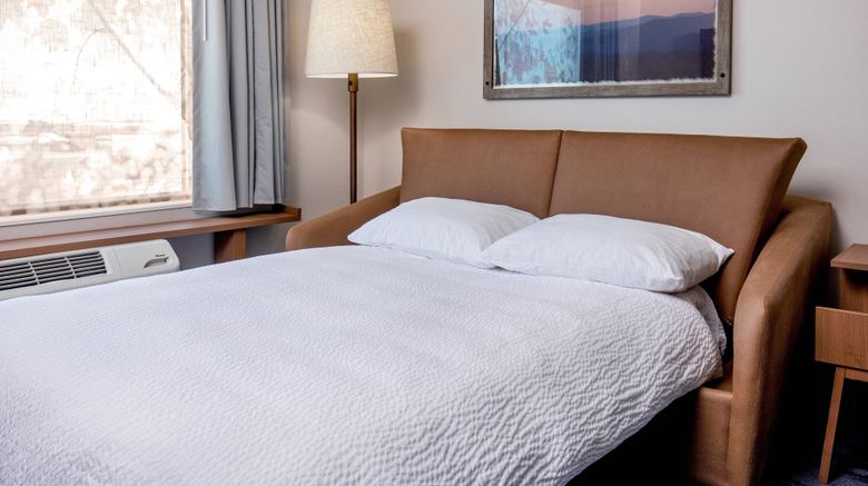 <b>Fairfield Inn & Suites McPherson Suite</b>. Images powered by <a href="https://www.leonardoworldwide.com/" title="Leonardo Worldwide" target="_blank">Leonardo</a>.