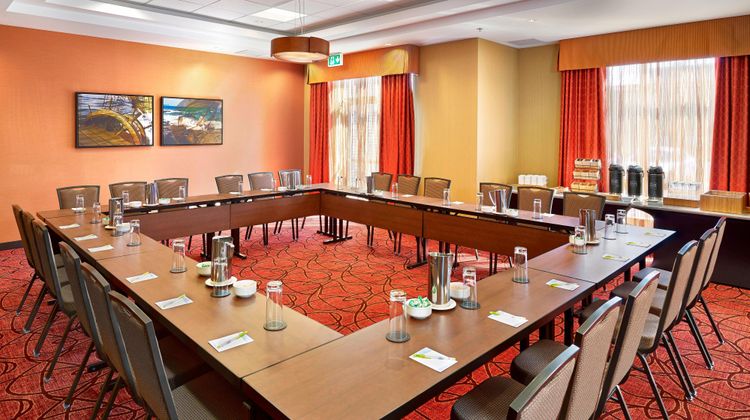 Fairfield Inn & Suites St. John's Meeting