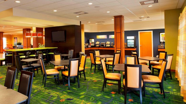 <b>Fairfield Inn/Suites Toronto Mississauga Restaurant</b>. Images powered by <a href="https://www.leonardoworldwide.com/" title="Leonardo Worldwide" target="_blank">Leonardo</a>.