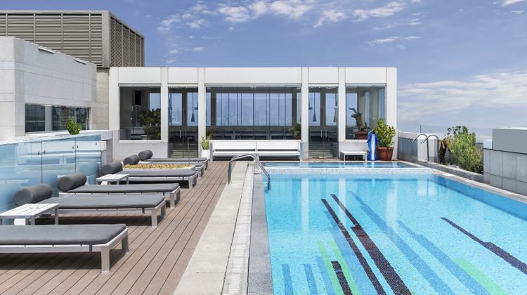 Four Points by Sheraton Doha Pool