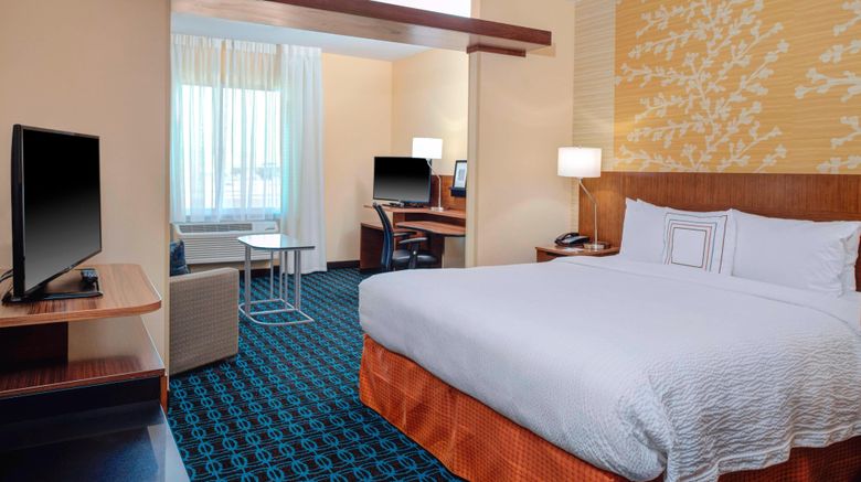 <b>Fairfield Inn & Suites Hollister Suite</b>. Images powered by <a href="https://www.leonardoworldwide.com/" title="Leonardo Worldwide" target="_blank">Leonardo</a>.
