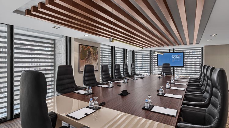 Four Points by Sheraton Doha Meeting