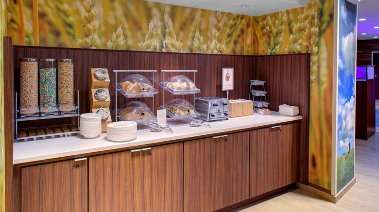 <b>Fairfield Inn & Suites Hollister Restaurant</b>. Images powered by <a href="https://www.leonardoworldwide.com/" title="Leonardo Worldwide" target="_blank">Leonardo</a>.