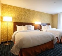 Fairfield Inn & Suites Madison/Verona Room