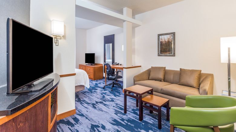 <b>Fairfield Inn & Suites-Madison East Suite</b>. Images powered by <a href="https://www.leonardoworldwide.com/" title="Leonardo Worldwide" target="_blank">Leonardo</a>.