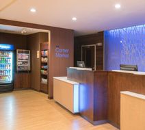 Fairfield Inn & Suites Fort Wayne SW Lobby
