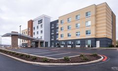 Fairfield Inn & Suites Staunton