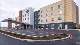 Fairfield Inn & Suites Staunton