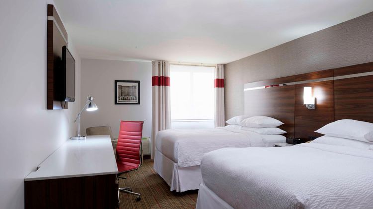 Four Points by Sheraton Detroit Novi Room