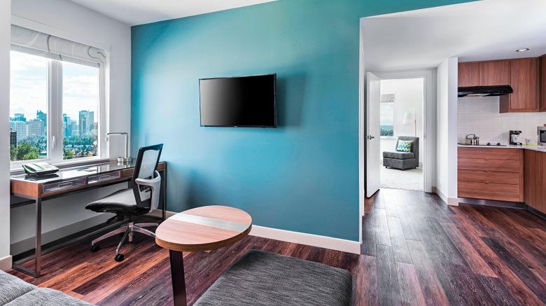 <b>Element Calgary Airport Room</b>. Images powered by <a href="https://www.leonardoworldwide.com/" title="Leonardo Worldwide" target="_blank">Leonardo</a>.