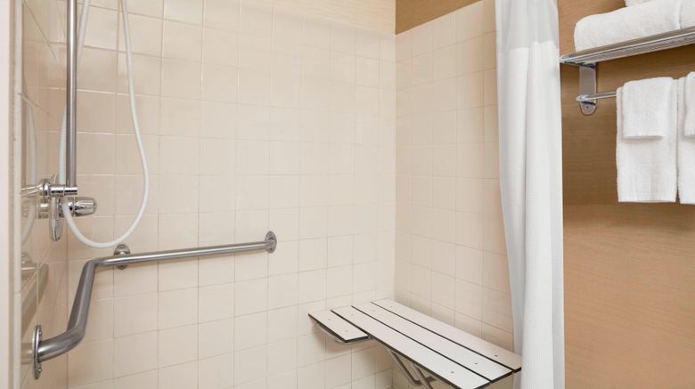 <b>Fairfield Inn & Suites Minn-St Paul Arpt Room</b>. Images powered by <a href="https://www.leonardoworldwide.com/" title="Leonardo Worldwide" target="_blank">Leonardo</a>.