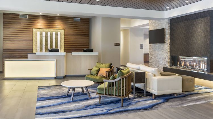 Fairfield Inn & Sts Minneapolis N/Blaine Lobby