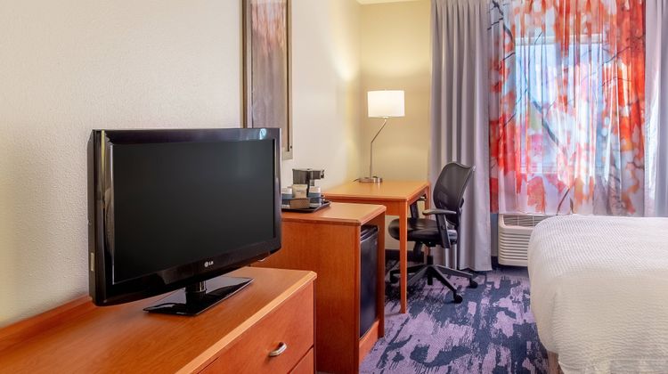Fairfield Inn by Marriott Room