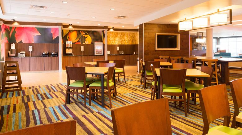 <b>Fairfield Inn & Suites Dickson Restaurant</b>. Images powered by <a href="https://www.leonardoworldwide.com/" title="Leonardo Worldwide" target="_blank">Leonardo</a>.