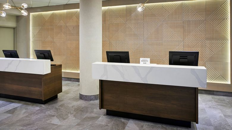 <b>Delta Hotels Toronto Mississauga Lobby</b>. Images powered by <a href="https://www.leonardoworldwide.com/" title="Leonardo Worldwide" target="_blank">Leonardo</a>.