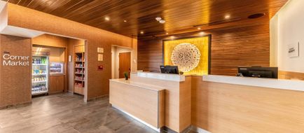 Fairfield Inn & Suites Gainesville Lobby