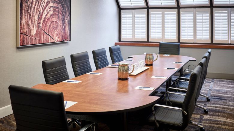<b>Delta Hotels Toronto Mississauga Meeting</b>. Images powered by <a href="https://www.leonardoworldwide.com/" title="Leonardo Worldwide" target="_blank">Leonardo</a>.
